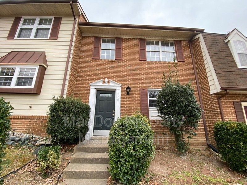 108 Kings Mill Drive Fredericksburg, VA 22401 | MacDoc Property Management